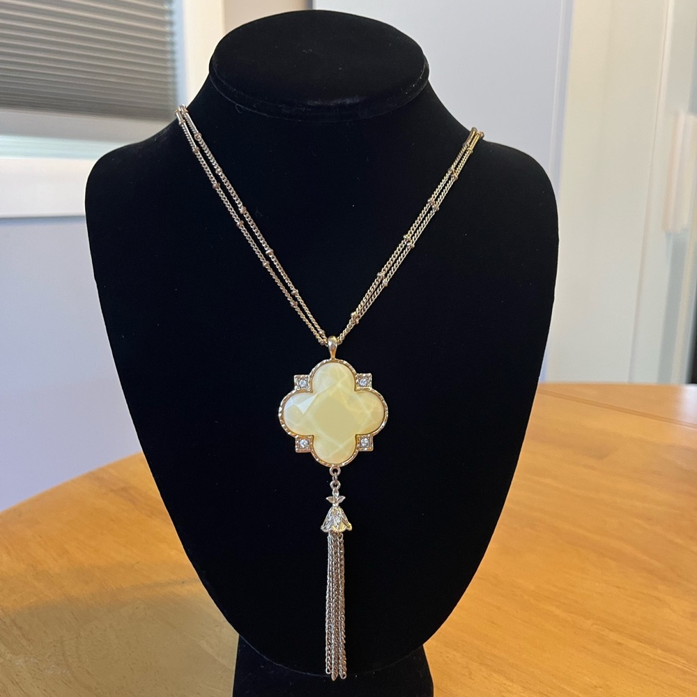 Necklace - Picture 2 of 3